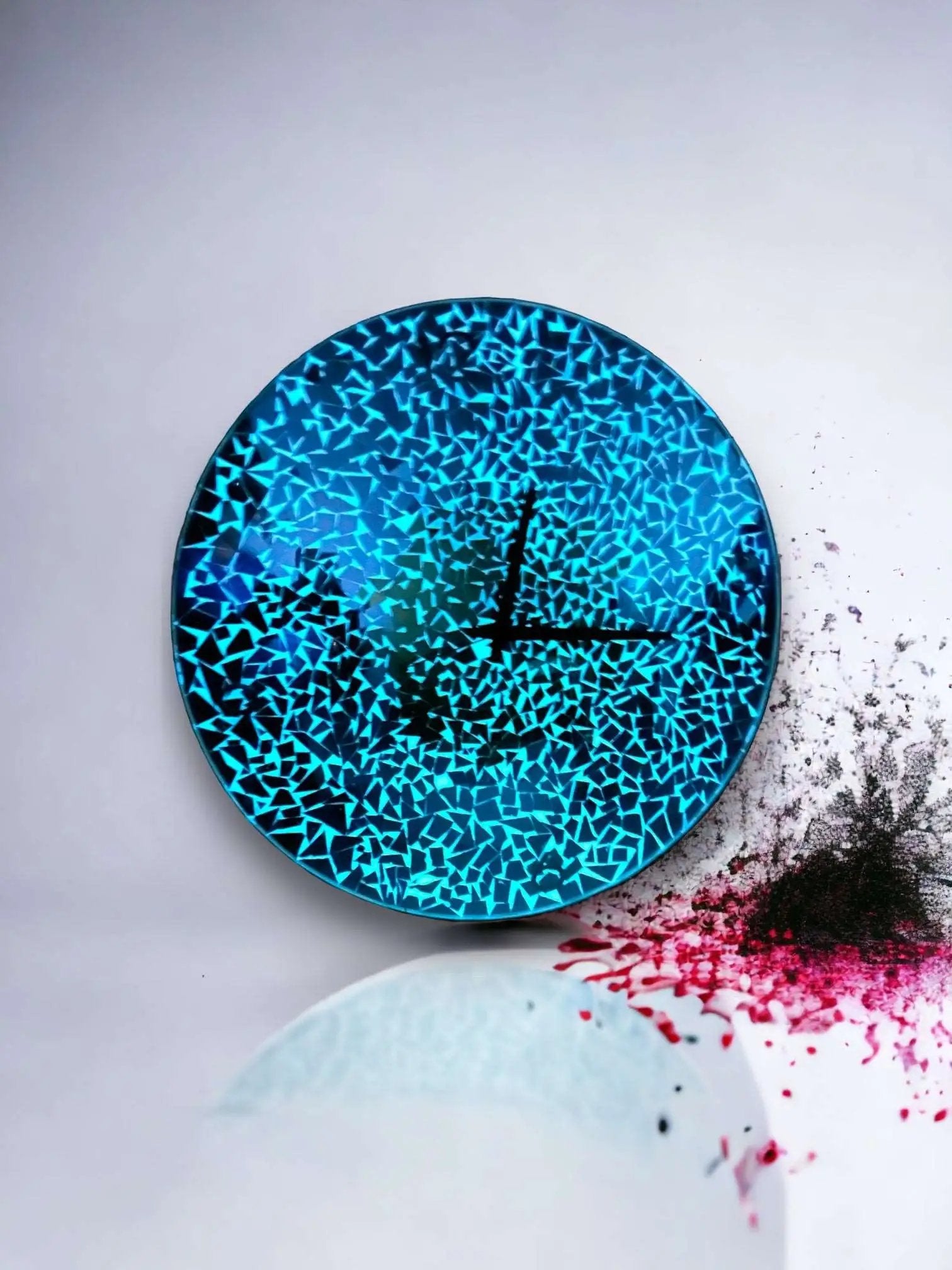 Glowing Epoxy Resin Mirror Wall Clock: A Timepiece That Shines Day and Night